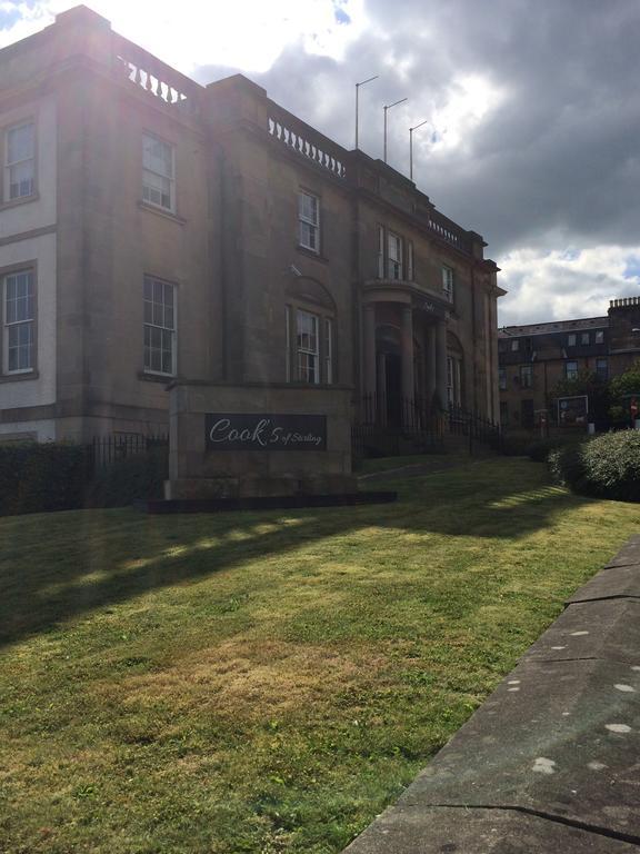 Cook'S Of Stirling Hotel Exterior foto